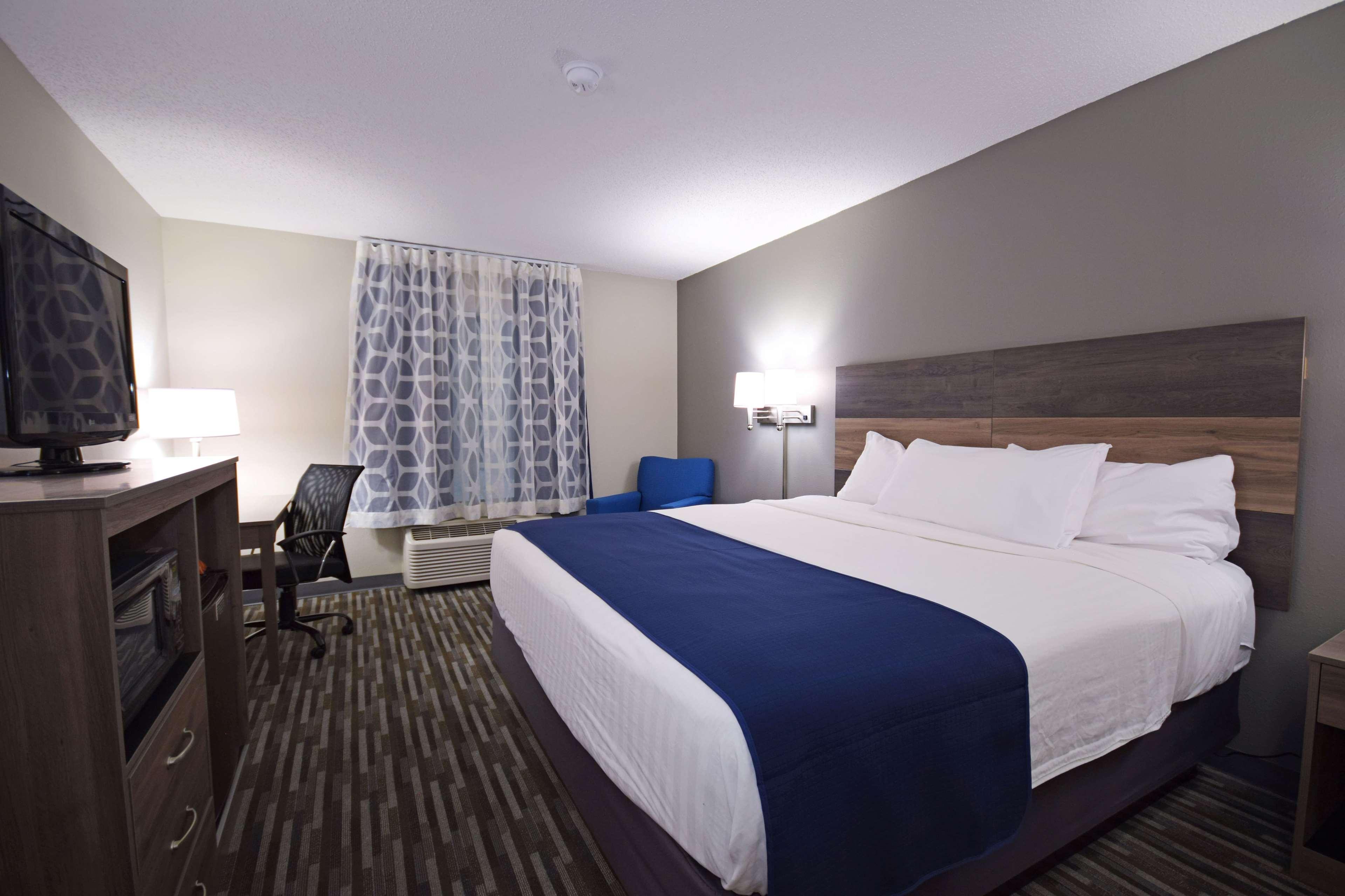 Days Inn & Suites By Wyndham Вісконсин Деллс Екстер'єр фото