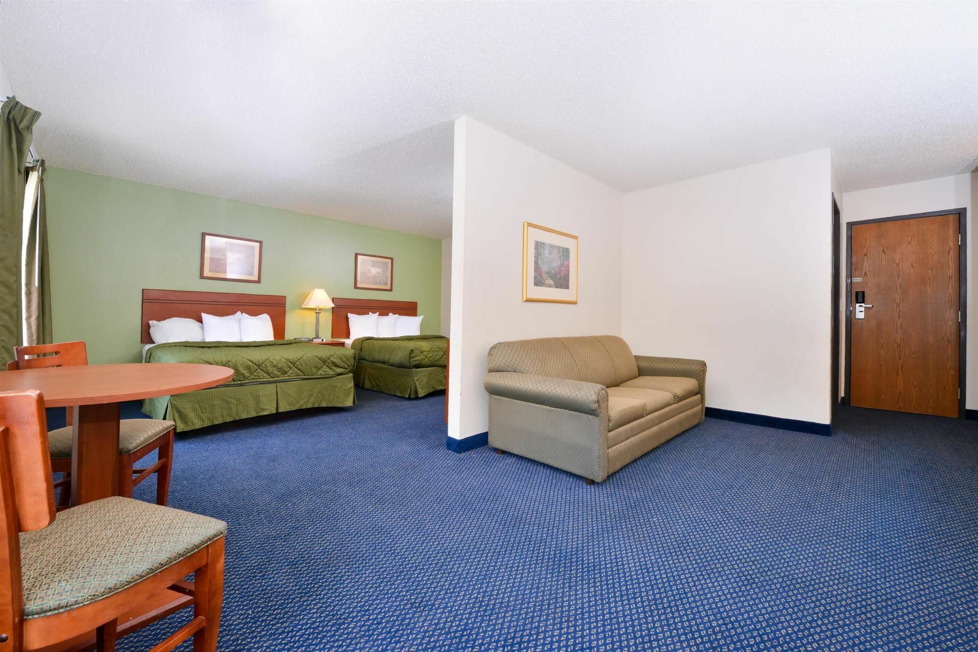Days Inn & Suites By Wyndham Вісконсин Деллс Екстер'єр фото